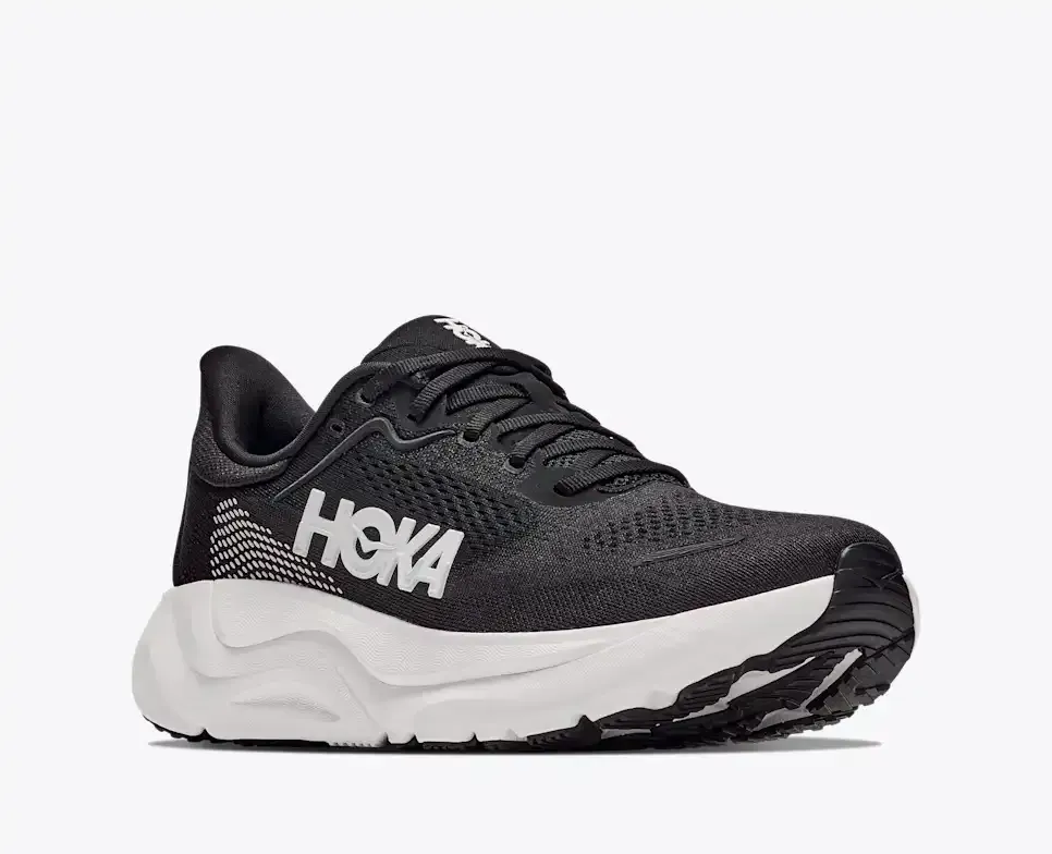 HOKA Arahi 9 Black White