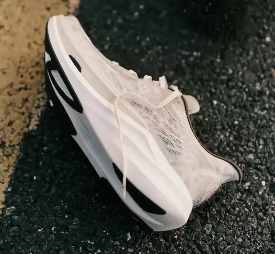 HOKA Rocket X 3 John Elliott Spray Green White