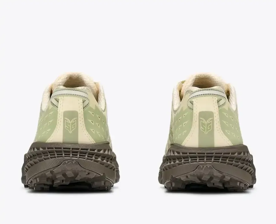 HOKA Stealth/Tech Speedgoat 2 Morning Dew Cliff Grey